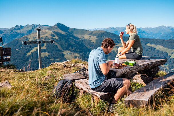 Gipfeljause am Hochstrickl, Alpbachtal ©Alpbachtal Tourismus, shootandstyle.com Gipfeljause am Hochstrickl, Alpbachtal ©Alpbachtal Tourismus, shootandstyle.com